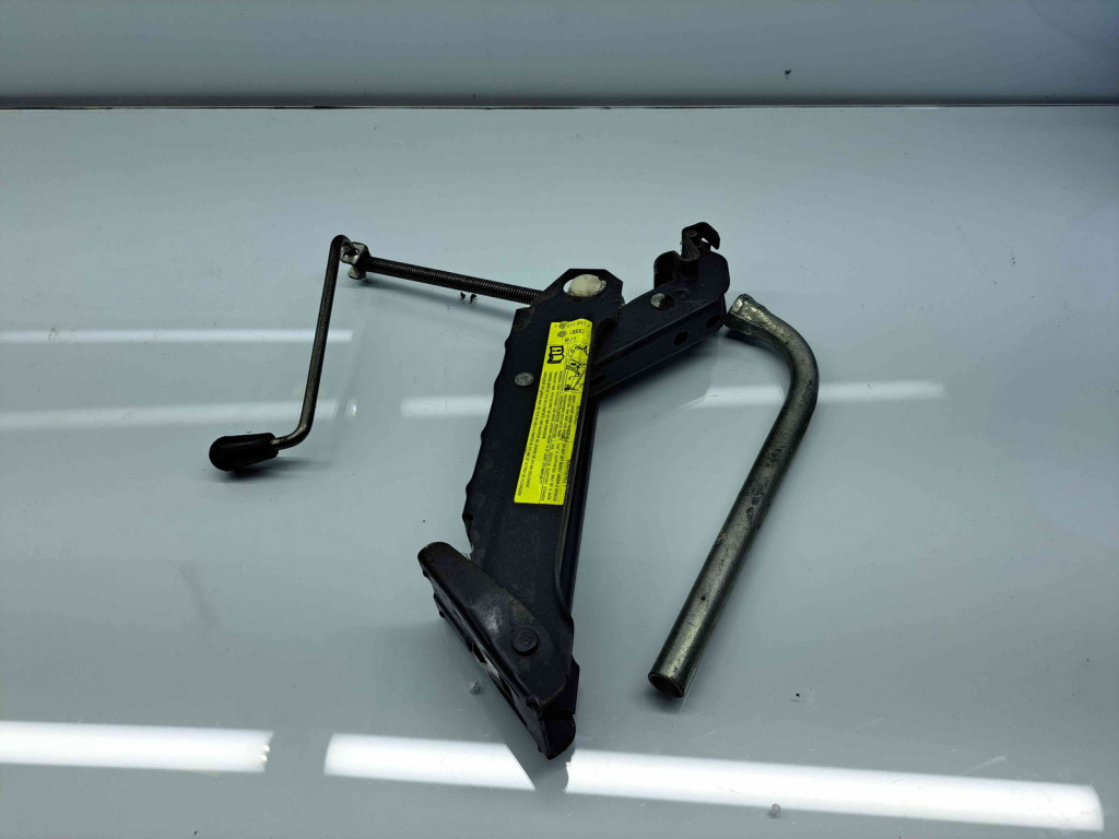 Set cric si cheie Seat Leon (1P1) FR [Fabr 2005-2011] 1K0011031J