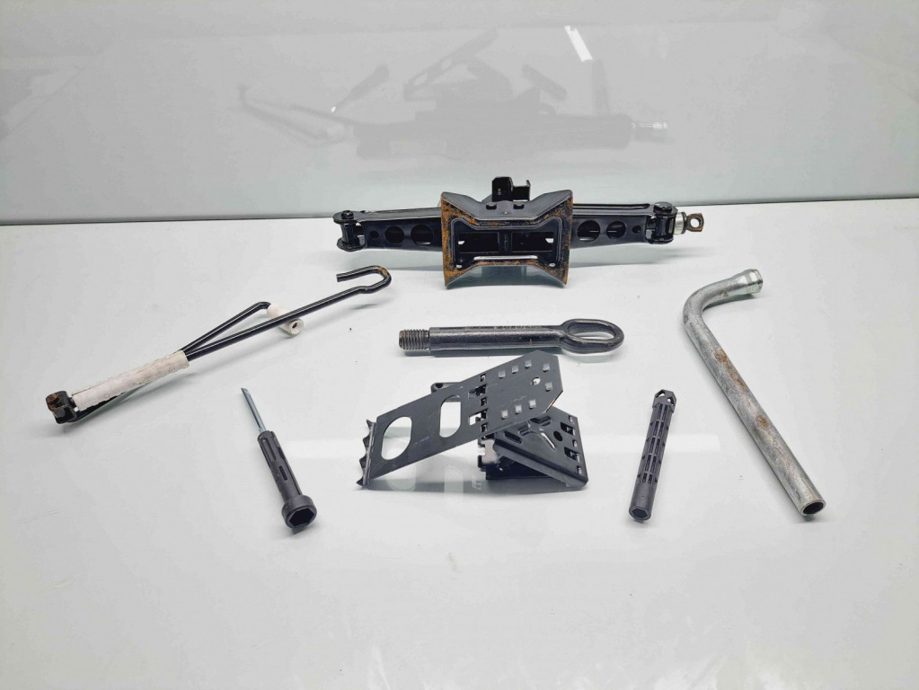Set cric si cheie Skoda Fabia 3 (NJ3) [Fabr 2014-2022] 5N0011031B