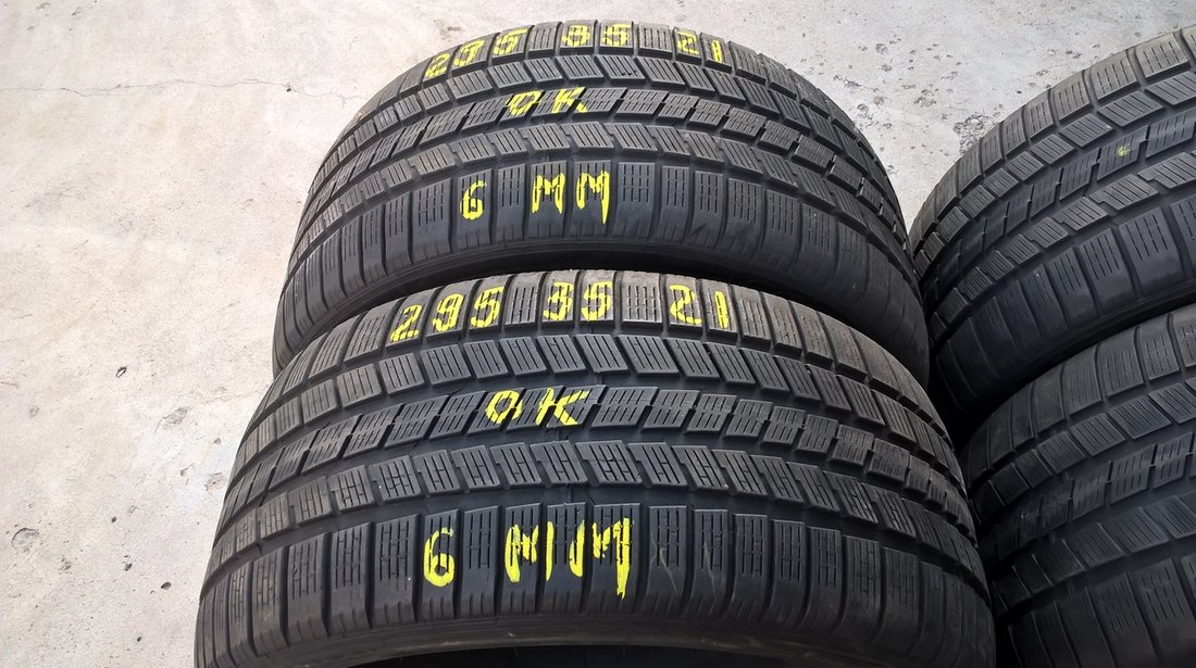 Set de 4 anvelope de iarna 295 35 21 pirelli scorpion yce & snow