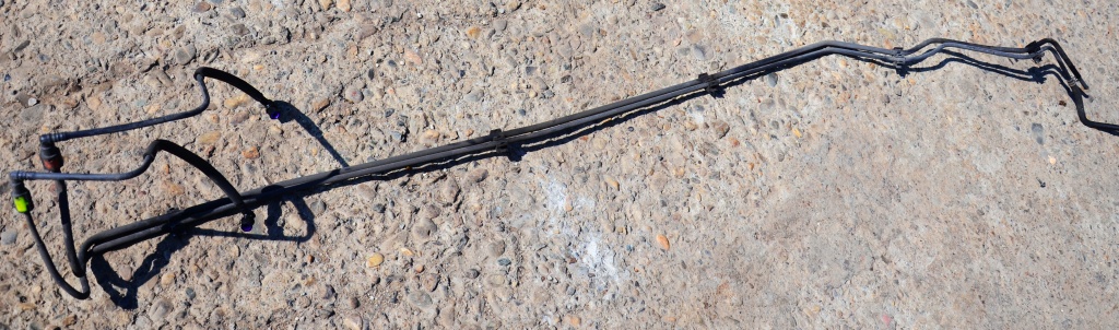 SET DOUA CONDUCTE MOTORINA REZERVOR COROLLA VERSO 2.2 2004 ~ 2009