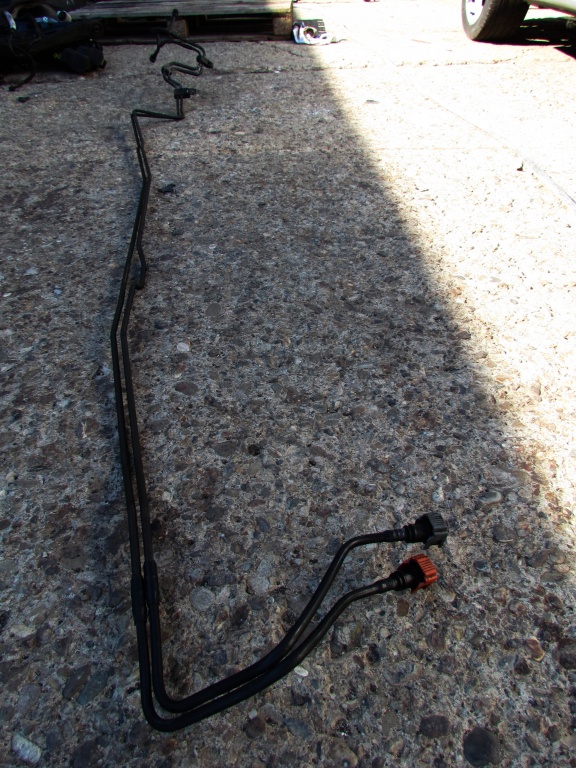 SET DOUA CONDUCTE TUR+RETUR POMPA MOTORINA REZERVOR SANTA FE 2.2 CRDI 2007