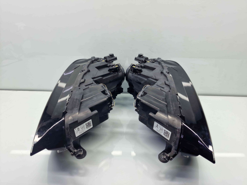 Set faruri Volkswagen Golf 7 Sportsvan (AM1, AN1) [Fabr 2014-prezent] 517941005B 517941006B