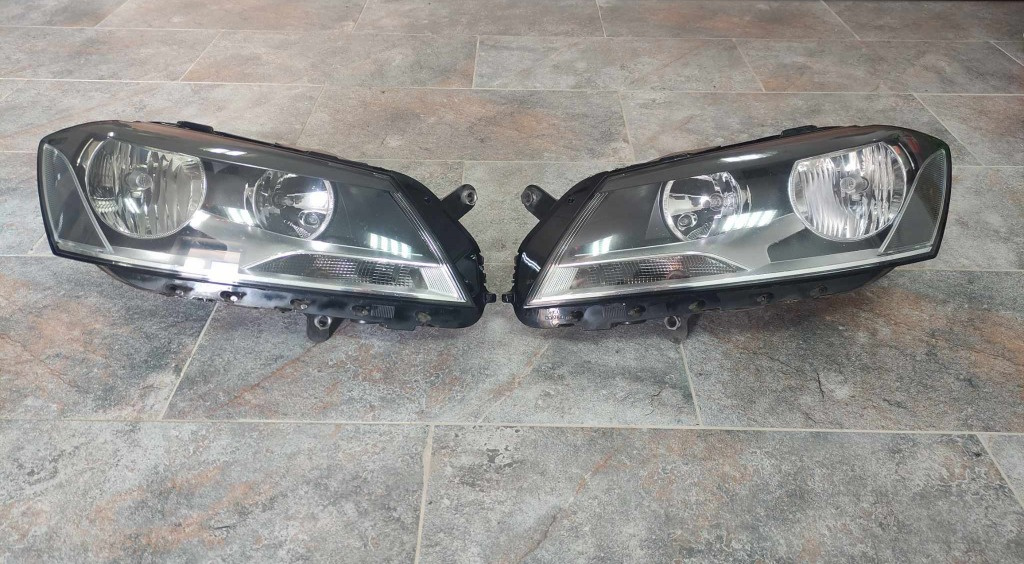 Set faruri VW Passat B7 an fab. 2010 - 2014