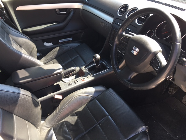 Set fete usi Seat Exeo