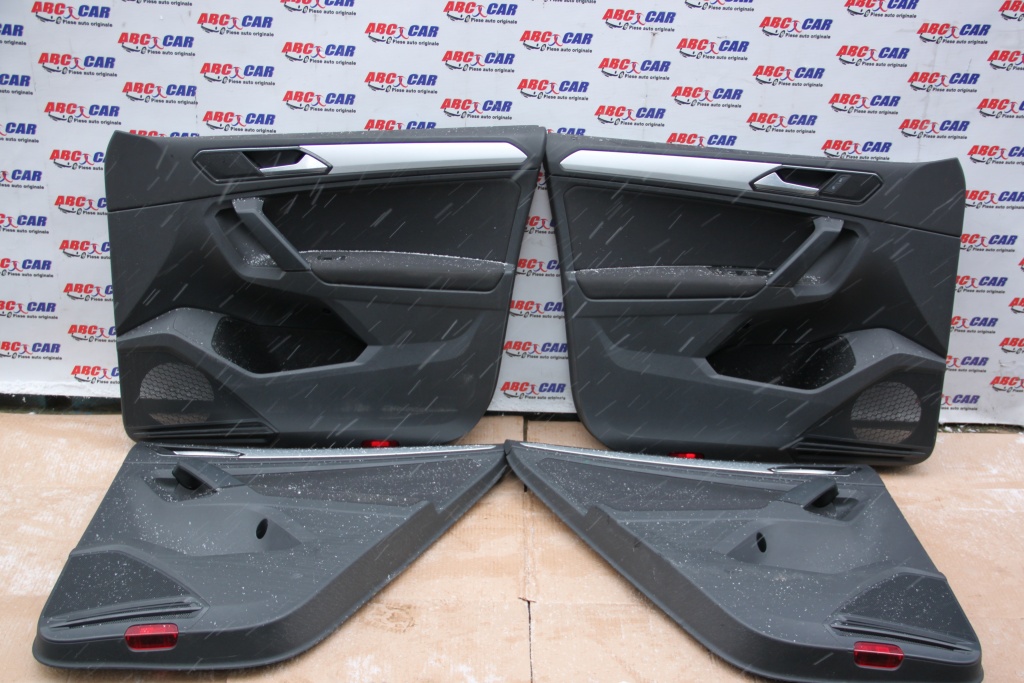 Set fete usi VW Tiguan (AD1) model 2017