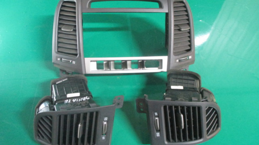 SET GRILE / GURI VENTILATIE / AERISIRE BORD HYUNDAI SANTA FE 2 4X4 FAB. 2006 – 2013 ⭐⭐⭐⭐⭐