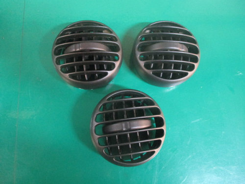SET GRILE / GURI VENTILATIE / AERISIRE BORD JEEP CHEROKEE KJ 4X4 FAB. 2001 - 2008 ⭐⭐⭐⭐⭐