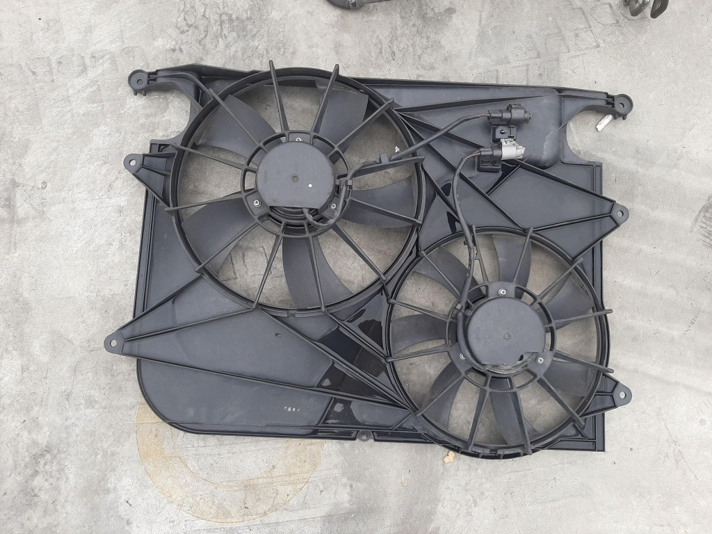 Set grup electroventilatoare cutie automata 2.0 d opel antara a l07 96837838