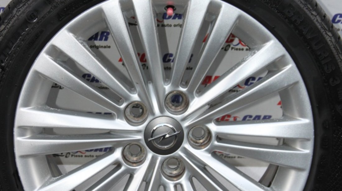 Set jante aliaj cu anvelope de vara 245 / 45 / R18 5X120 IS 42 18X8J Opel Insignia A cod 13313796 model 2012