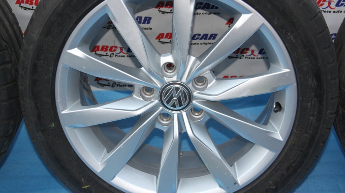 Set jante aliaj cu anvelope Dunlop 225 / 45 / R17 5X112 ET 49 7.0JX17H2 cod: 5G0601025R VW Golf 7 model 2014