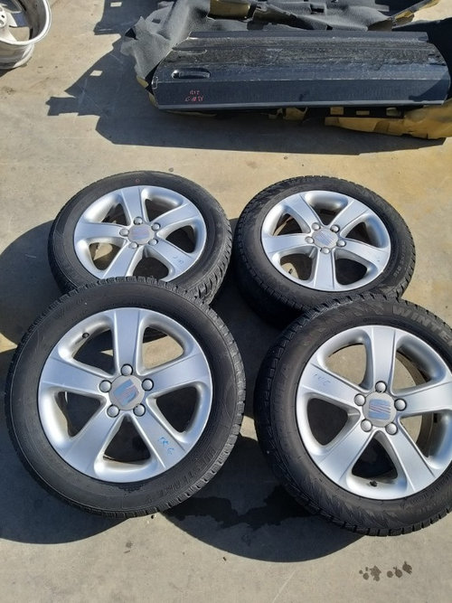 Set jante aliaj cu anvelope iarna 205/55 r16 seat leon 1p 5p0601025f