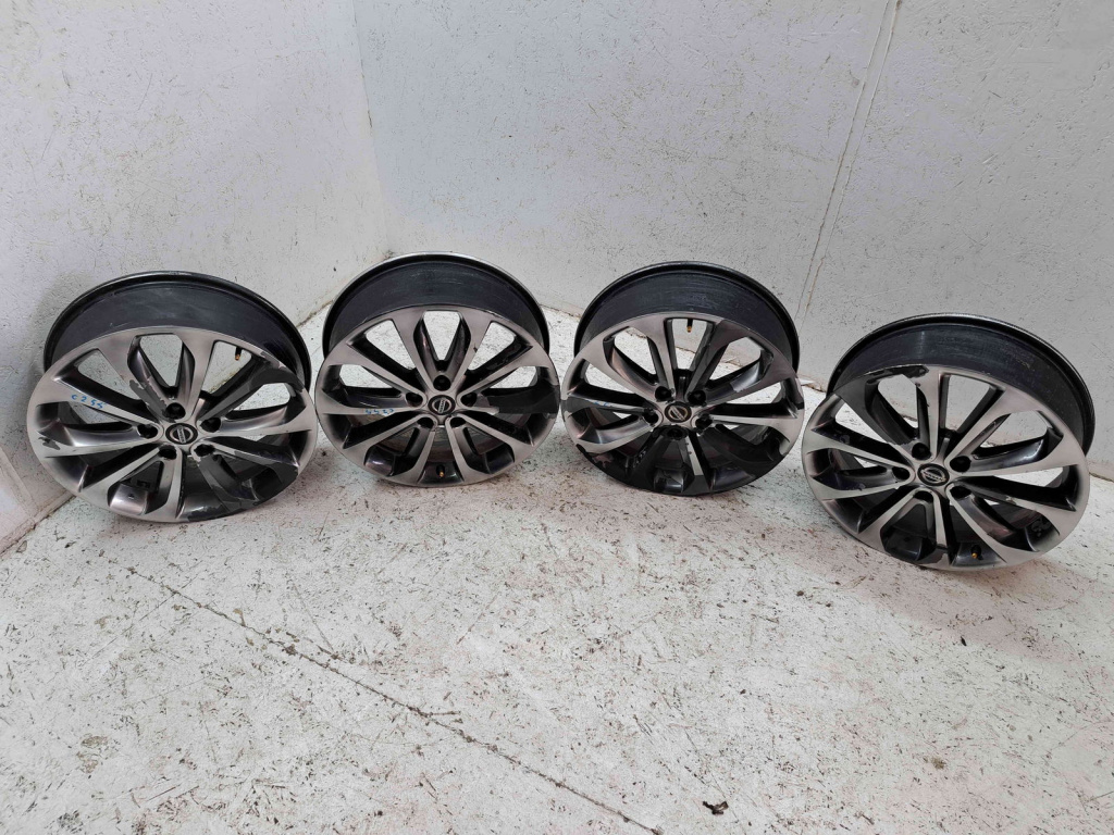 Set jante aliaj Nissan Qashqai [Fabr 2007-2014] 5X114,3 / R18 / ET40 / 6,5J