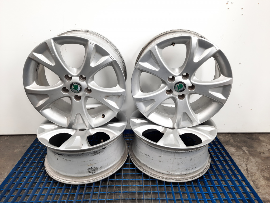 Set jante aliaj R17, cod 1Z0601025Q, Skoda Octavia 2 Scout (1Z5) (idi:600528)