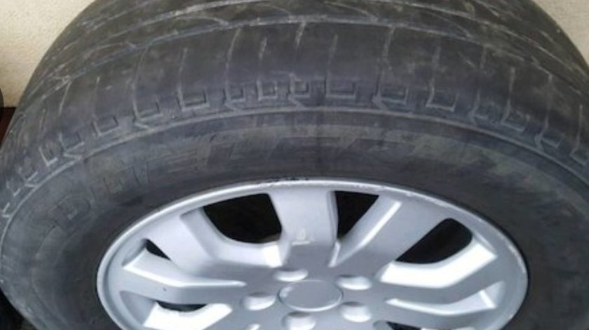 Set jante aluminiu aliaj 16" Honda 5x114.3,ET 40,gaura centrala 64.1,se vand si la bucata,pret set 4