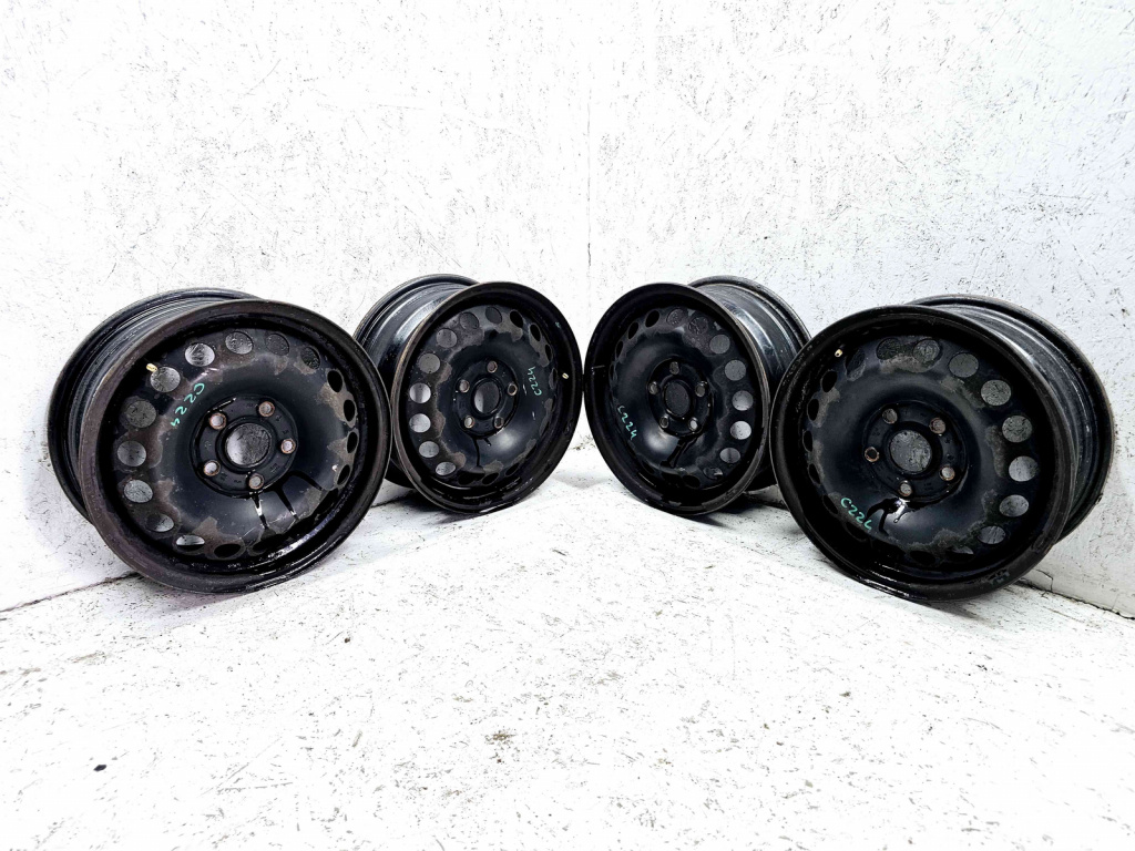 Set jante tabla Volkswagen Golf 6 (5K1) [Fabr 2009-2013] 5X112 R15 6J ET47