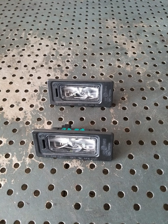 Set lampi numar audi a4 b9 8w 5na943021