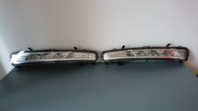 Set lumini de zi daylight Ford Mondeo dupa 2010