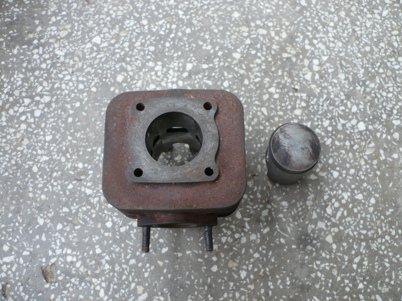 Set Motor 50cc original Gilera AC,Piaggio Gilera,Liberty,zip