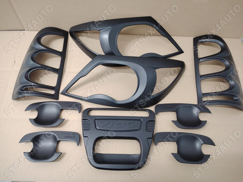 SET ORNAMENT EXTERIOR NEGRE MATTE PENTRU TOYOTA HILUX VIGO 2005-2011 [9-BUC]
