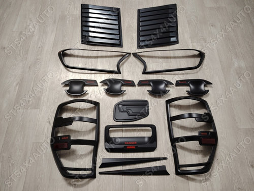 SET ORNAMENT EXTERIOR NEGRU MATTE PENTRU FORD RANGER RAPTOR 2019-2022 MB [14-BUC]