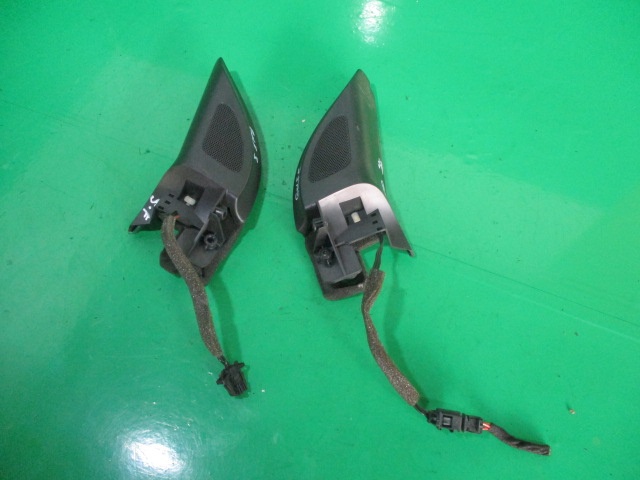 SET ORNAMENT USA + BOXE / TWITER VW GOLF 5 FAB. 2003 - 2009 ⭐⭐⭐⭐⭐
