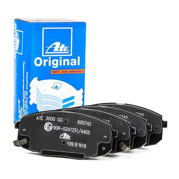 Set Placute Frana Fata Ate Kia Cerato LD 2004-2009 13.0460-5742.2