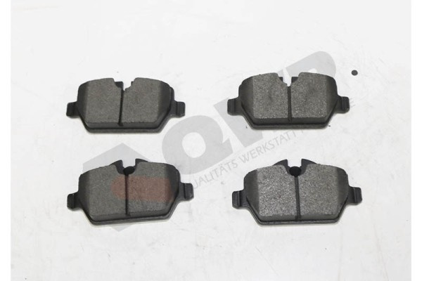 Set placute frana,frana disc DACIA DUSTER Caroserie (2011 - 2016) QWP WBP477 piesa NOUA