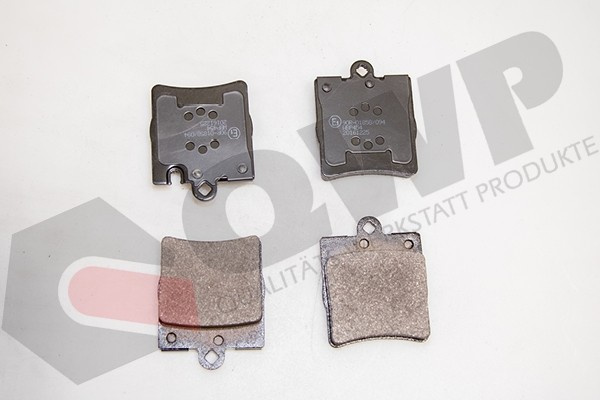 Set placute frana,frana disc MERCEDES CLK Cabriolet (A209) (2003 - 2010) QWP WBP454 piesa NOUA