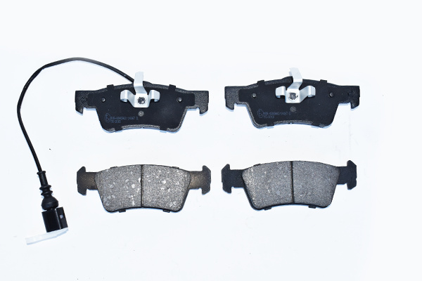 Set placute frana,frana disc VW TOUAREG (7LA, 7L6, 7L7) (2002 - 2010) PREMIERE FPF.465 piesa NOUA