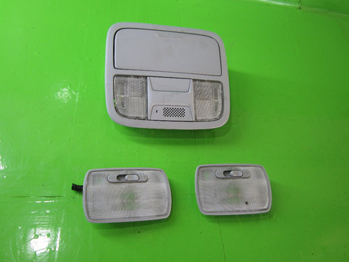 SET PLAFONIERA / ILUMINATOR INTERIOR CU SUPORT OCHELARI HONDA CR-V 3 4x4 FAB. 2006 - 2009 ⭐⭐⭐...