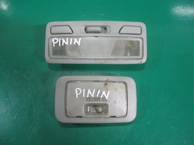 SET PLAFONIERA / LUMINI INTERIOR MITSUBISHI PAJERO PININ FAB. 1999 – 2007 ⭐⭐⭐⭐⭐