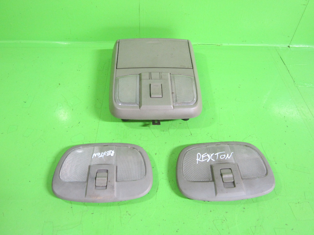 SET PLAFONIERA / LUMINI INTERIOR SSANGYONG REXTON 4x4 FAB. 2002 - 2006 ⭐⭐⭐⭐⭐