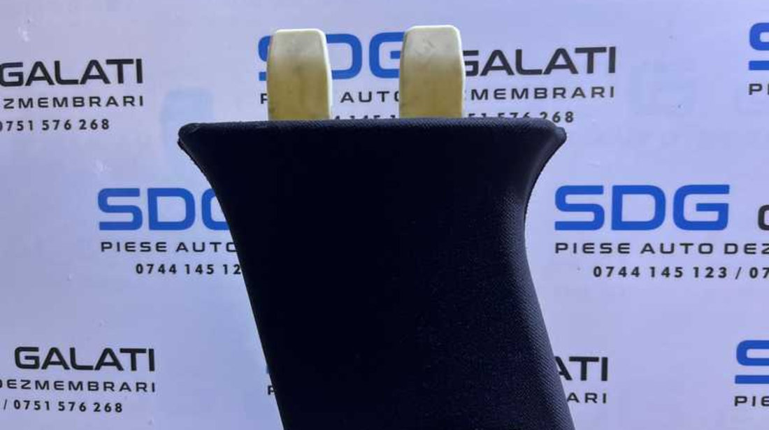 Set Plastic Plastice Capac Capace Centura Siguranta Stalp Stalpi Prag Praguri Stanga Dreapta Intre Portiere BMW Seria 3 E90 E91 2004 - 2011 Cod 7058335 7058336