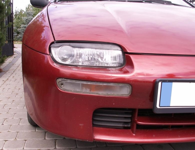 Set pleoape faruri Mazda 323f 323 f BA 1994 1998