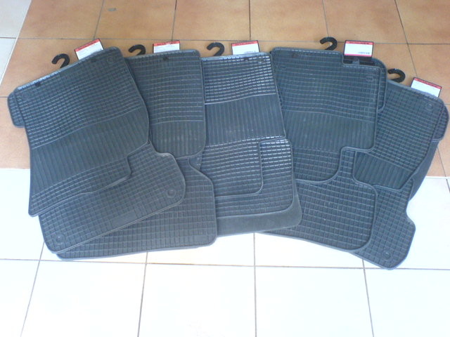 Set Presuri Originale - Vw Passat B6  Negru / Bej