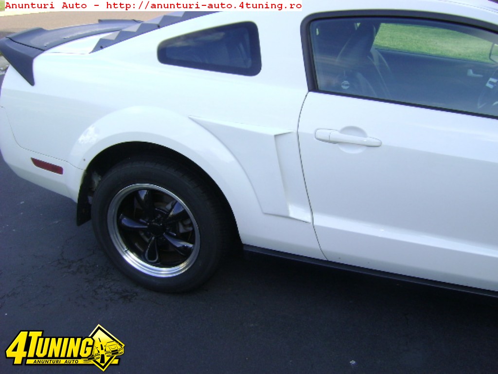 Set priza aer spate ornamente aripa spate Ford Mustang v2