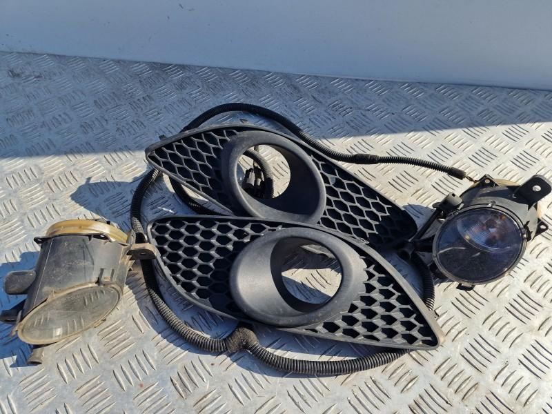 Set proiectoare ceata cu grile si instalatie Opel Zafira B Facelift 2008-2014