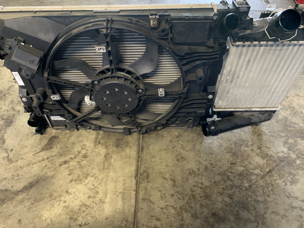Set Radiatoare + Ventilator Nissan Juke 1.0 Benzina 2022, 214810411R / 214105FA0B / 921005FA0A
