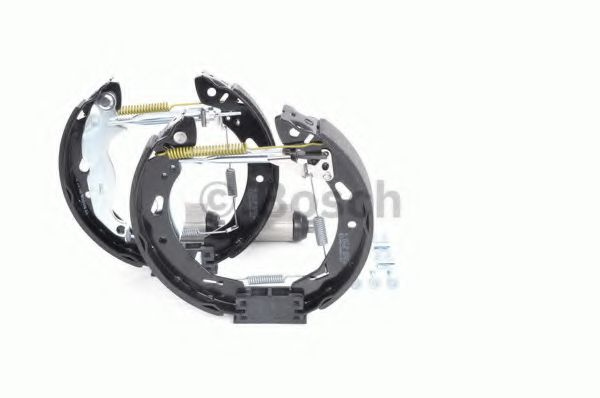 Set saboti frana FORD FIESTA VI (2008 - 2016) BOSCH 0 204 114 666 piesa NOUA