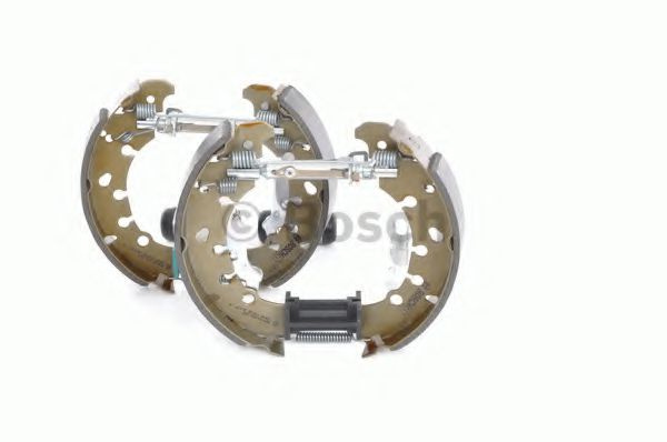 Set saboti frana OPEL CORSA D (2006 - 2016) BOSCH 0 204 114 668 piesa NOUA