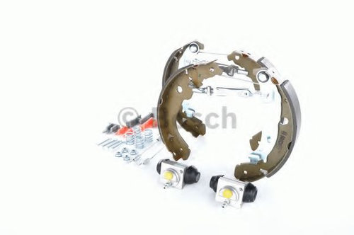 Set saboti frana PEUGEOT 207 (WA, WC) (2006 - 2016) BOSCH 0 204 114 193 piesa NOUA
