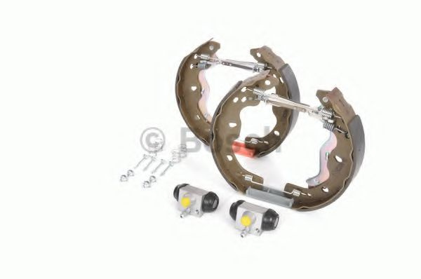 Set saboti frana SUZUKI SX4 (EY, GY) (2006 - 2016) BOSCH 0 204 114 678 piesa NOUA
