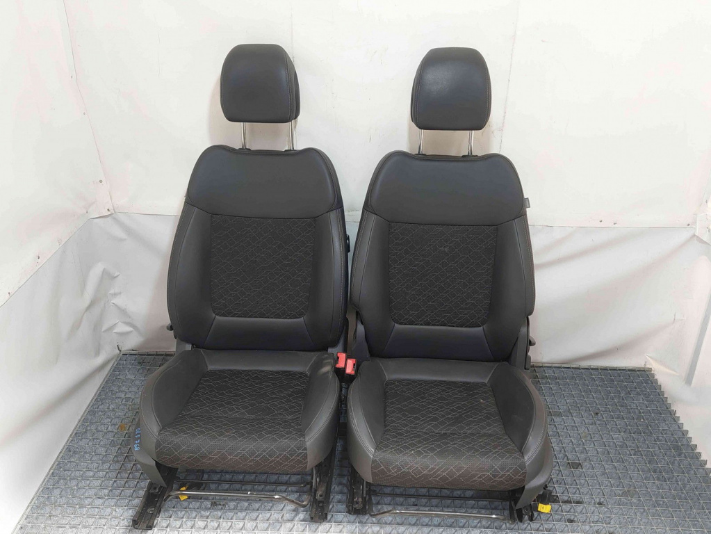 Set scaune cu bancheta piele Peugeot 3008 [Fabr 2009-2016] OEM