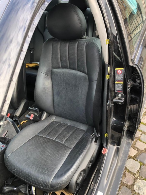 SET scaune fata piele Mercedes C Class W203 2000-2007
