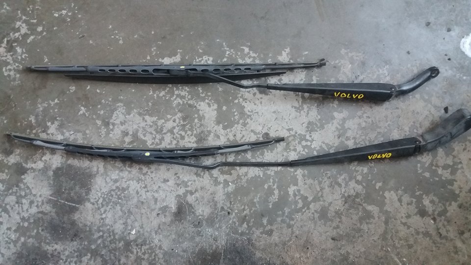 Set stergatoare volvo v70 2 1999-2008 8624246 8624243