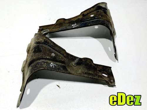 Set suporti aripa fata (st si dr) Volkswagen Passat CC (2008-2012) 3C8821141