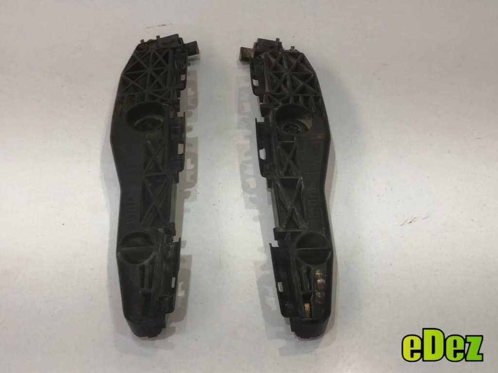 Set suporti bara spate Toyota RAV 4 (2005-2010)