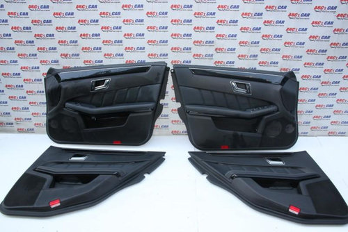 Set tapiterii usa Mercedes E-Class 2009-2016 W212