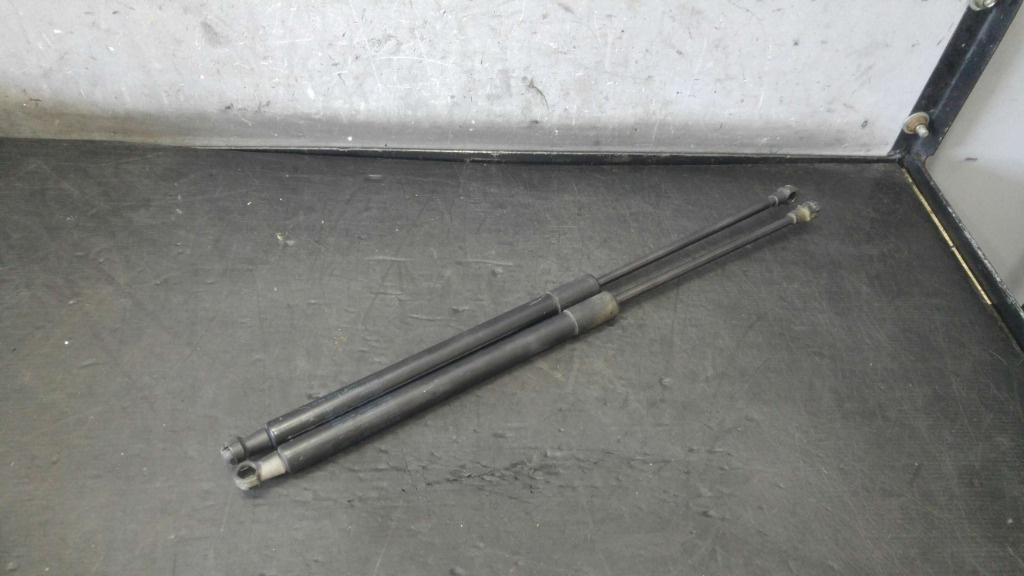 Set telescoape amortizoare haion audi a4 b7 avant 8ed 8e9827552g01s