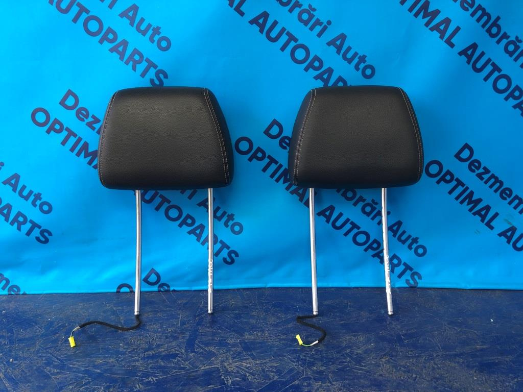 SET Tetiere scaune fata piele NEGRU Mercedes C Class W204 2007-2011